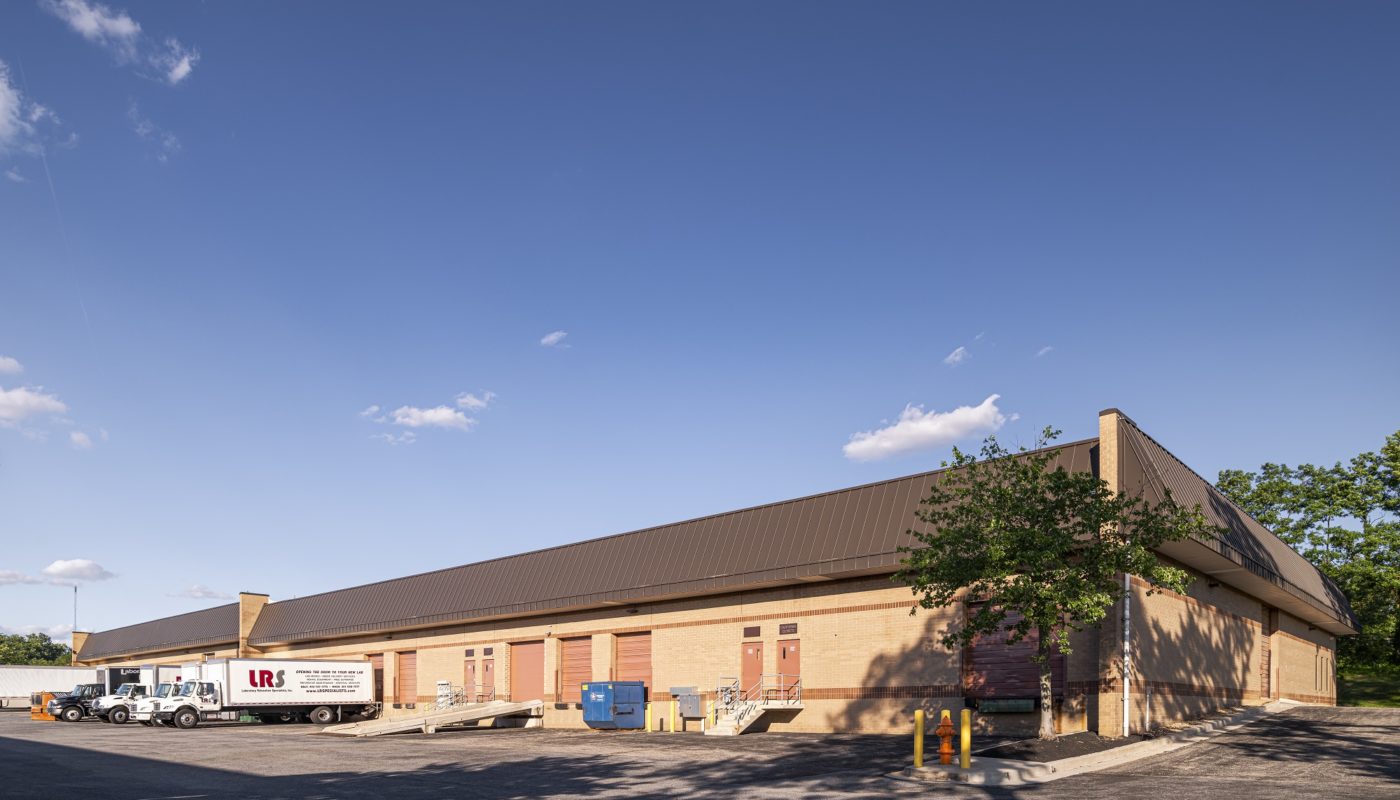 Arbutus Business Center Hill Management