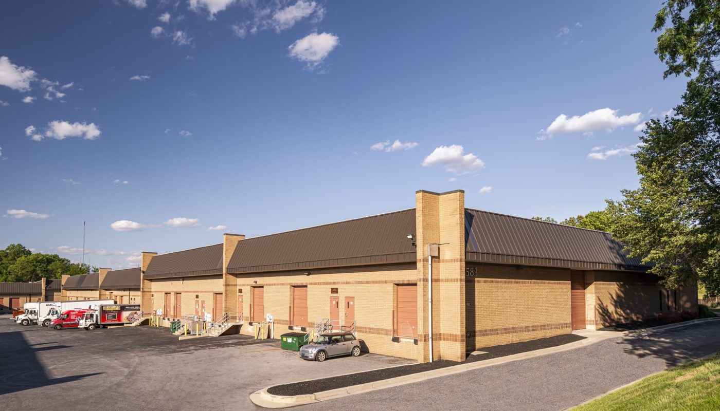 Arbutus Business Center Hill Management